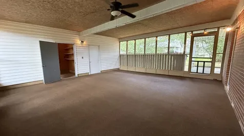 1102 W Lincoln Street Tullahoma TN 37388