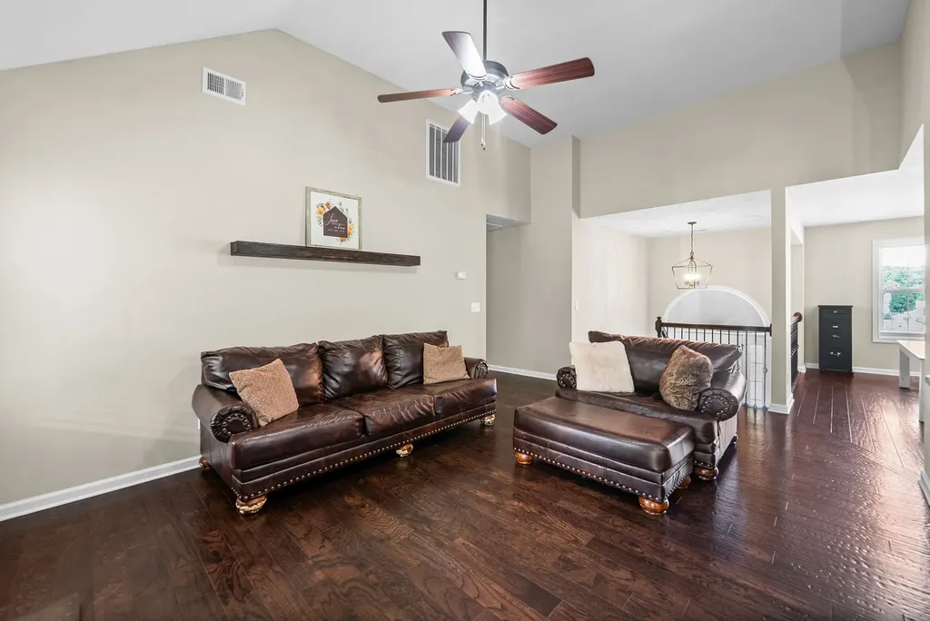 1672 Putnum Drive Clarksville TN 37042