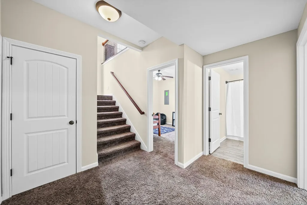 1672 Putnum Drive Clarksville TN 37042