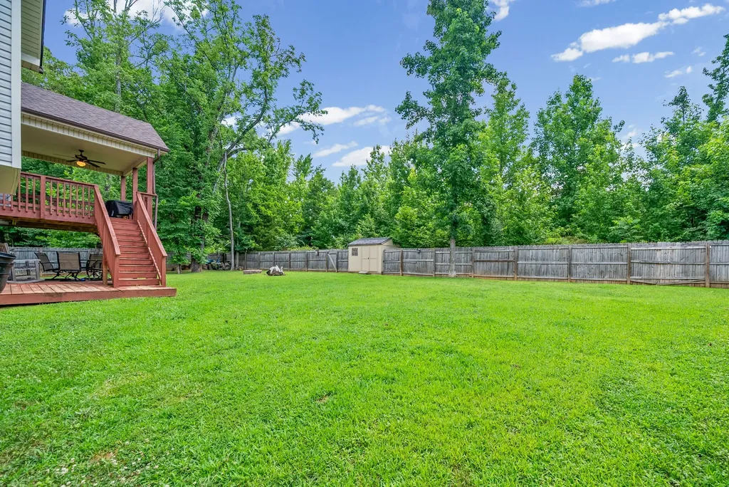 1672 Putnum Drive Clarksville TN 37042