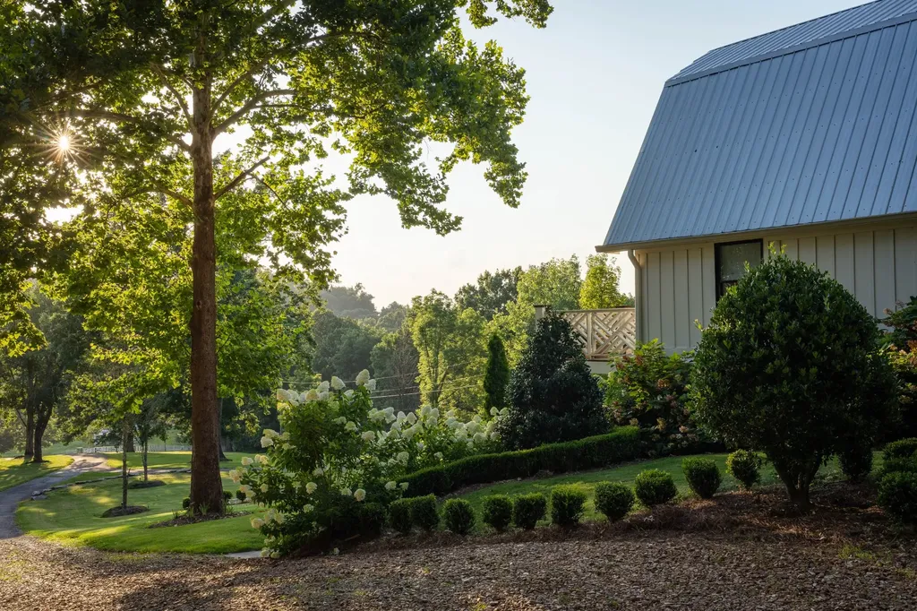 3353 Foster Chapel Road Columbia TN 38401