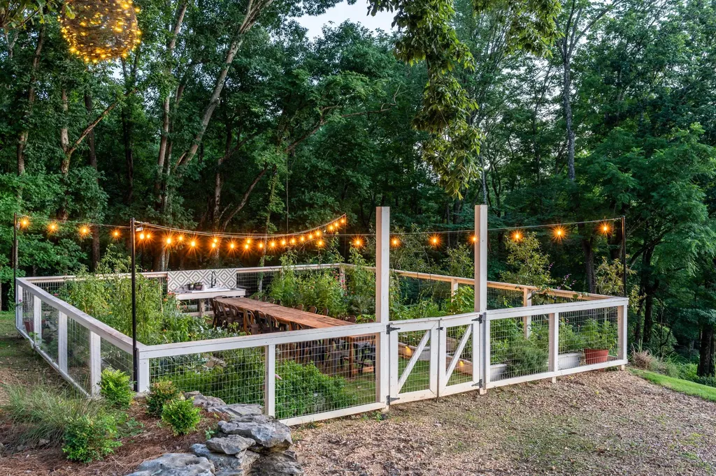 3353 Foster Chapel Road Columbia TN 38401