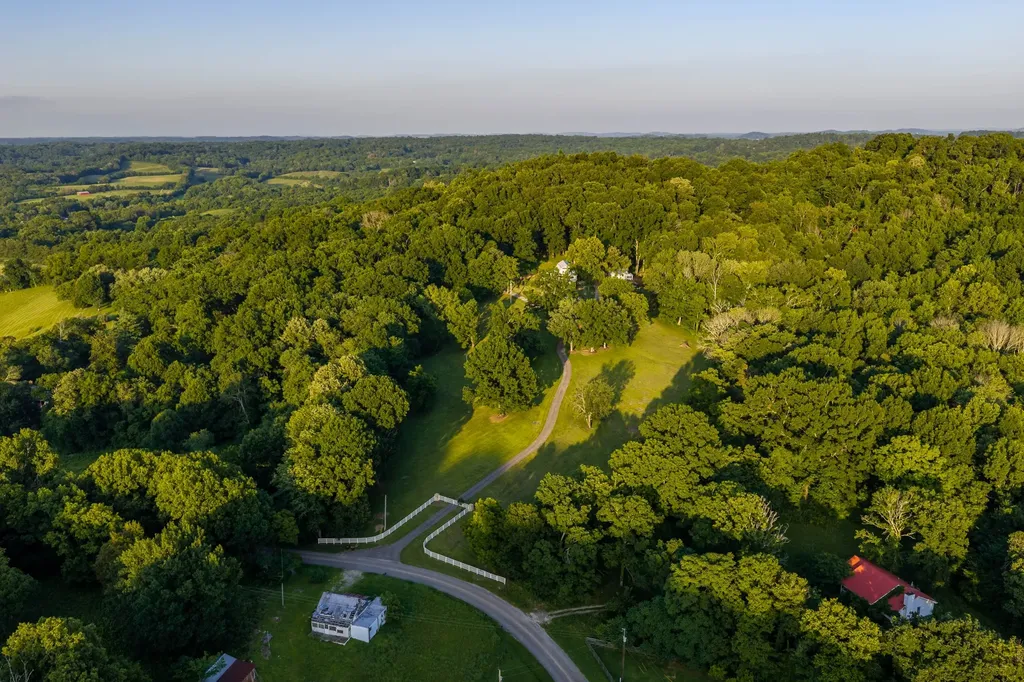 3353 Foster Chapel Road Columbia TN 38401