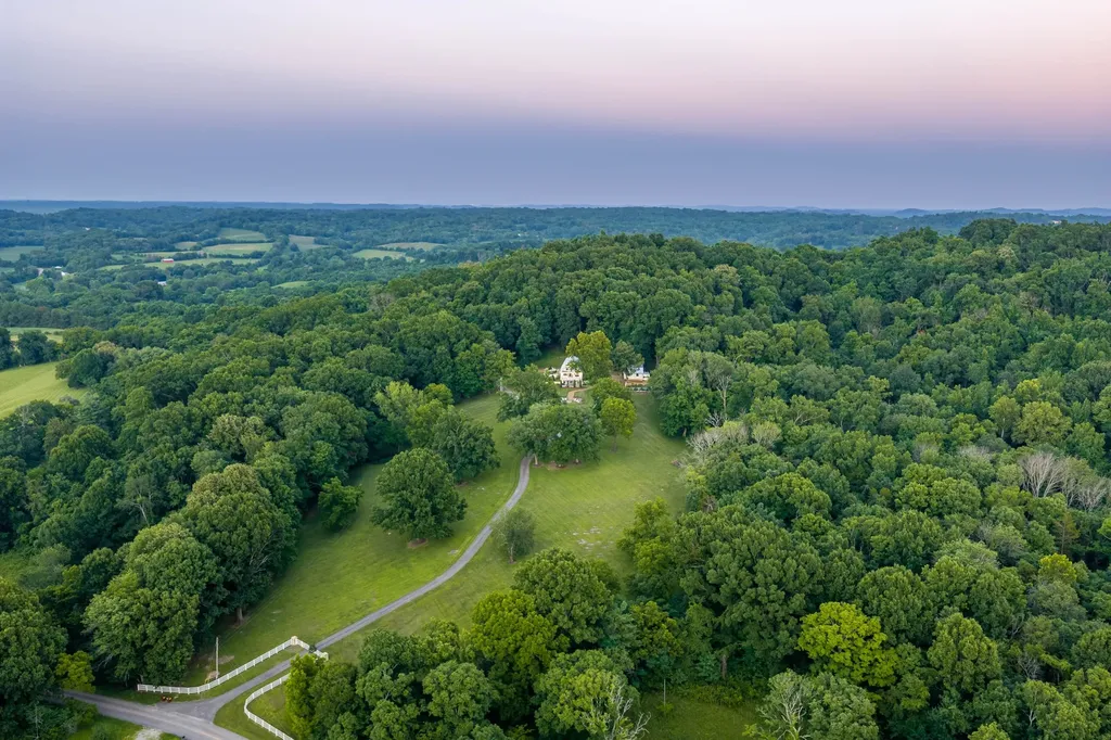 3353 Foster Chapel Road Columbia TN 38401