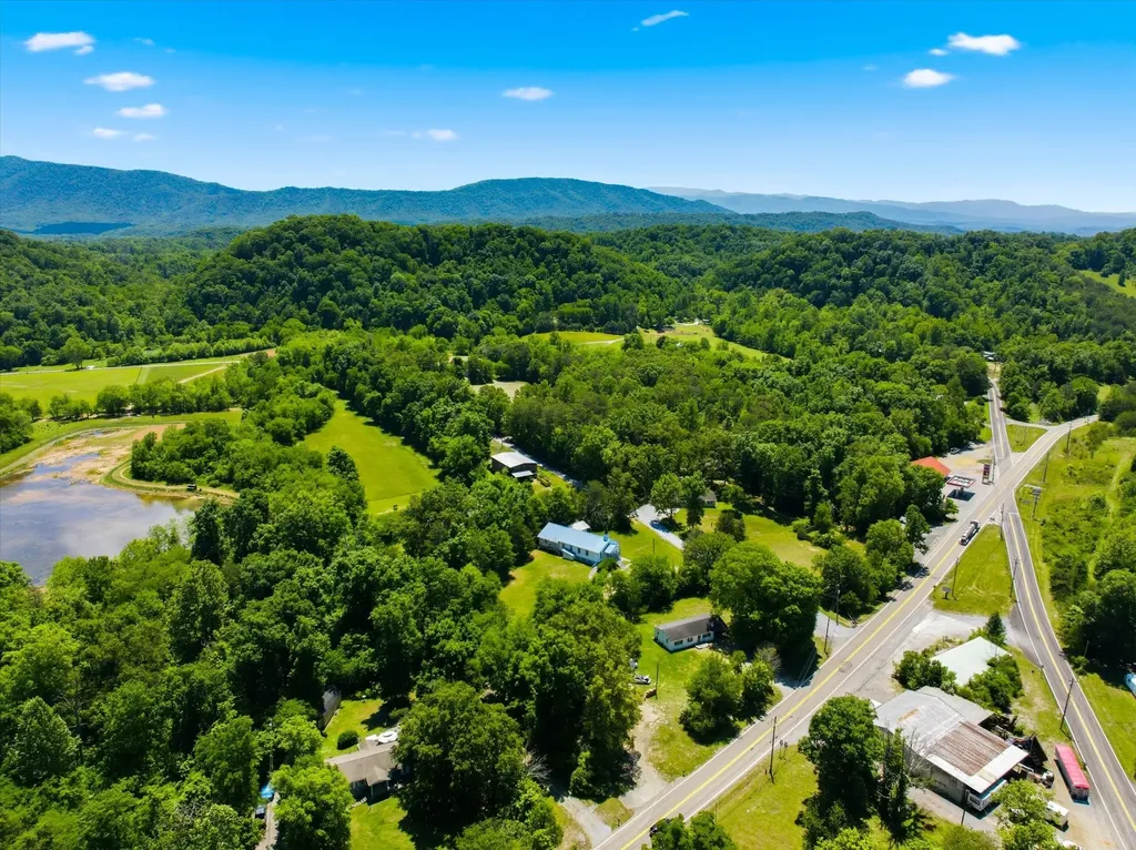2940 Calderwood Highway Maryville TN 37801