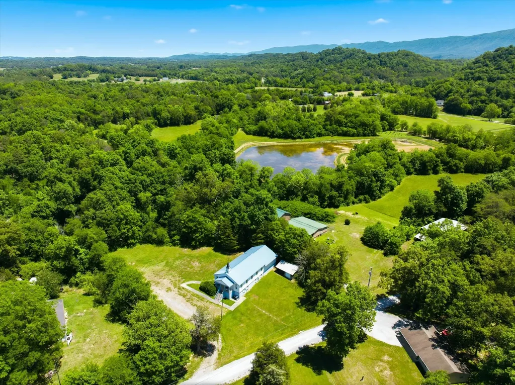 2940 Calderwood Highway Maryville TN 37801