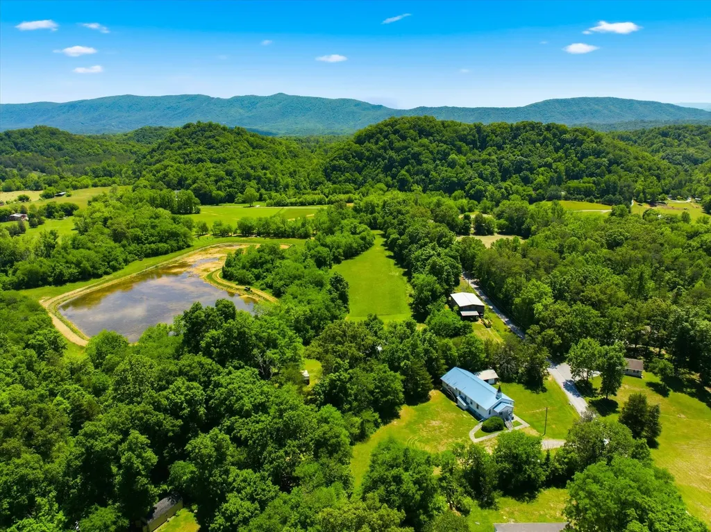 2940 Calderwood Highway Maryville TN 37801