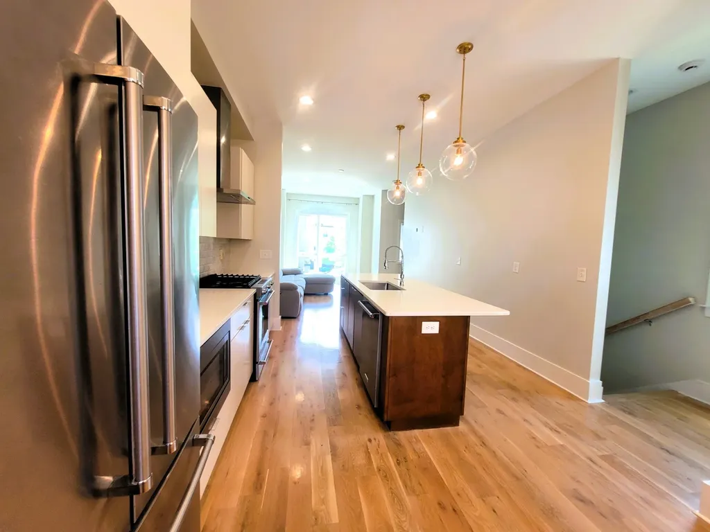 1213 10th Ave, N Nashville TN 37208
