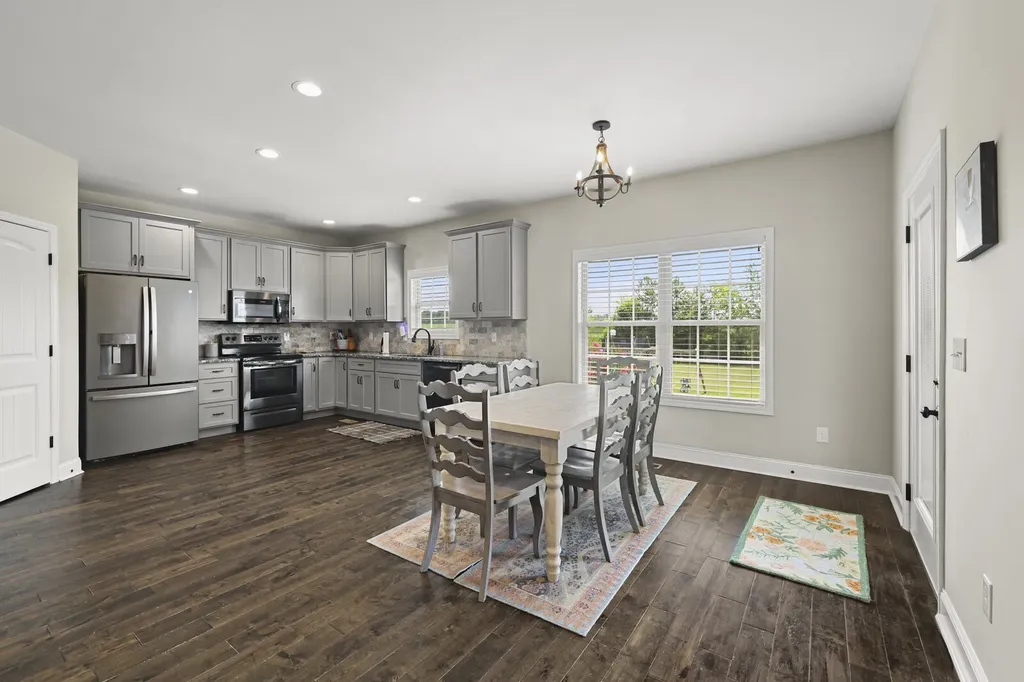 639 Jackson Road Portland TN 37148