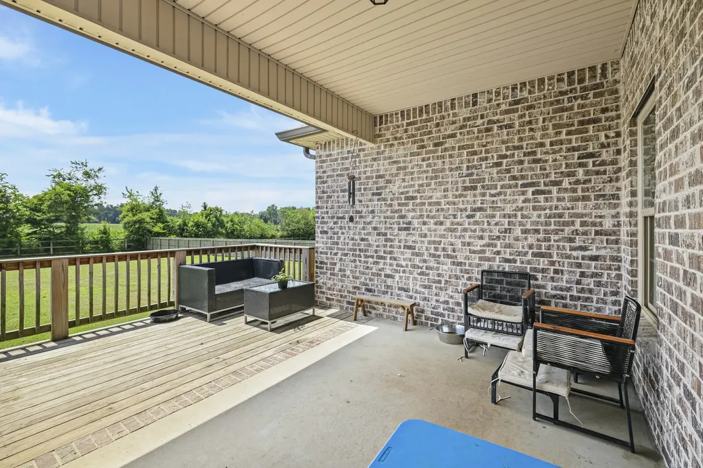 639 Jackson Road Portland TN 37148