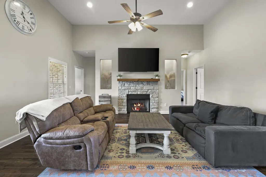 639 Jackson Road Portland TN 37148