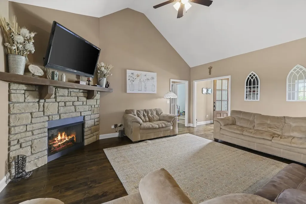 645 Jackson Road Portland TN 37148