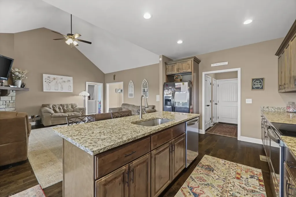 645 Jackson Road Portland TN 37148
