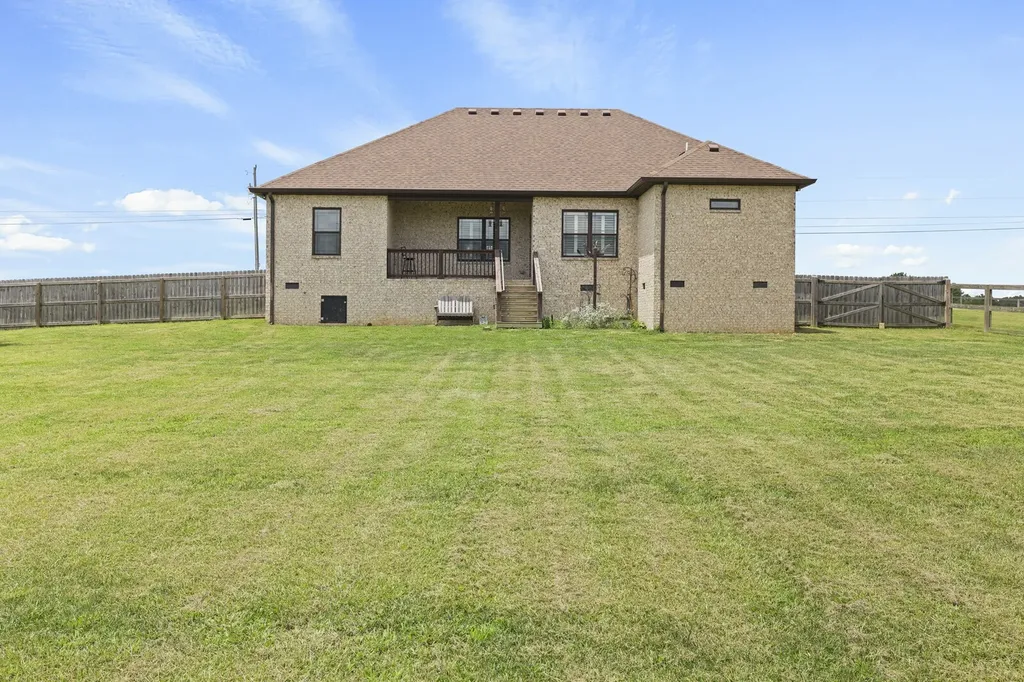 645 Jackson Road Portland TN 37148