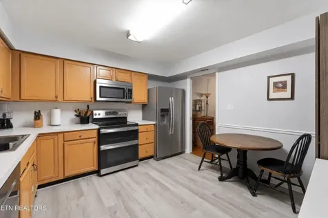 10464 Laura Lee Lane Knoxville TN 37922