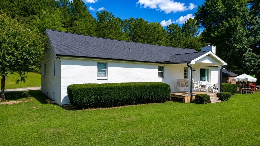 425 E Piney Road Dickson TN 37055