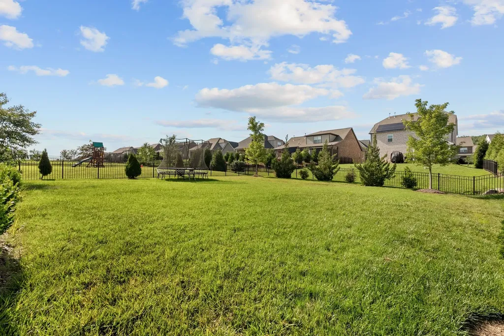 149 Grindstone Drive Gallatin TN 37066
