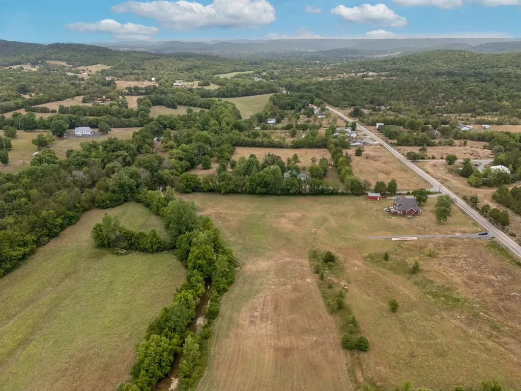 3460 Bradyville Road Readyville TN 37149