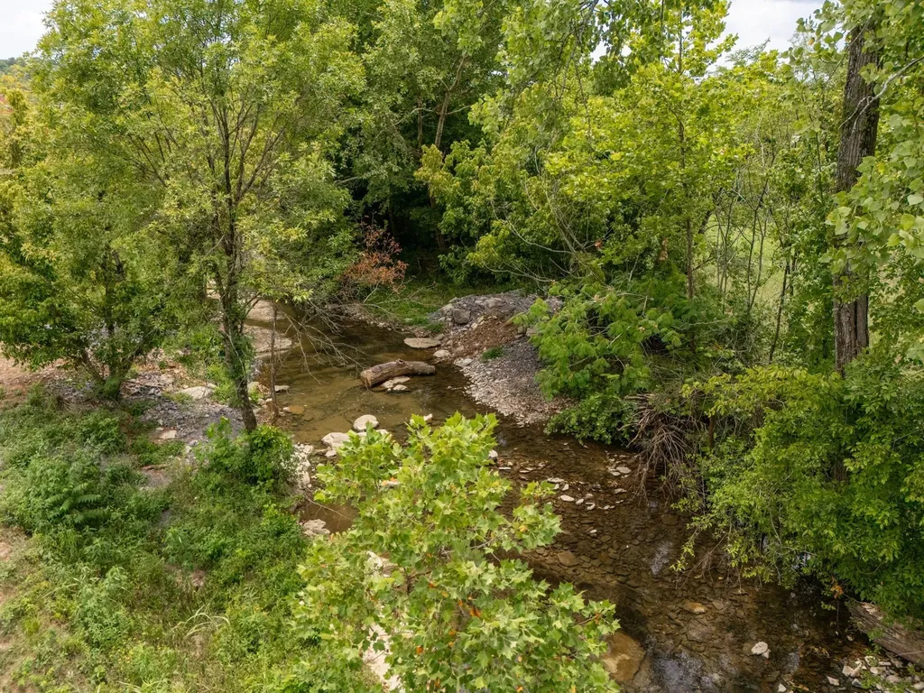3460 Bradyville Road Readyville TN 37149
