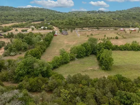 3460 Bradyville Road Readyville TN 37149