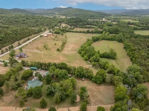 3460 Bradyville Road Readyville TN 37149