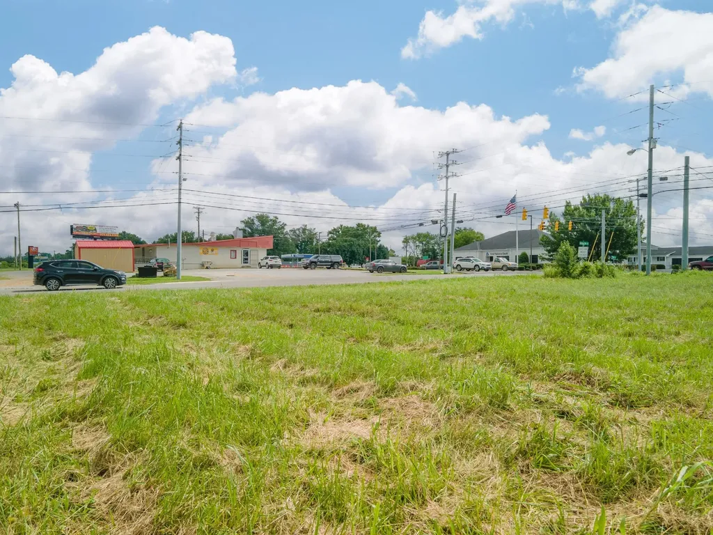 2855 Huntsville Highway Fayetteville TN 37334