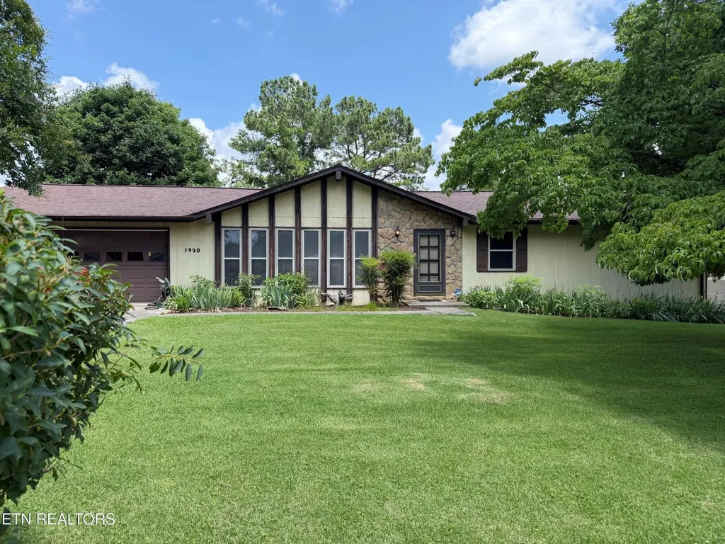 1930 Plumb Creek Circle Knoxville TN 37932