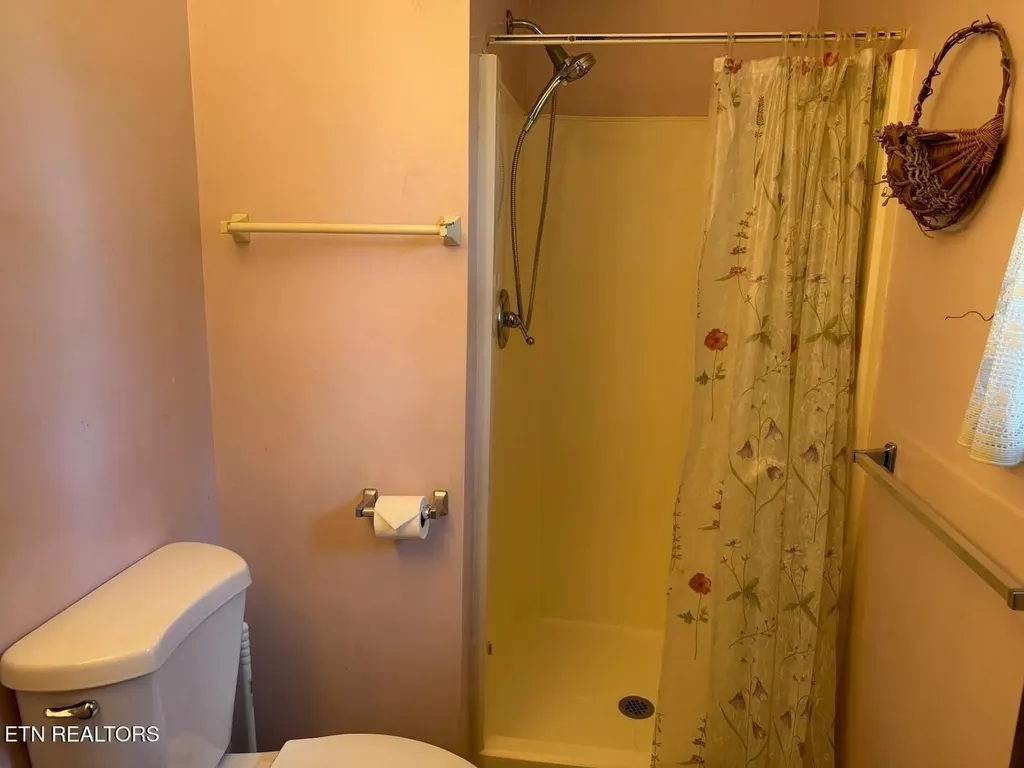 1930 Plumb Creek Circle Knoxville TN 37932
