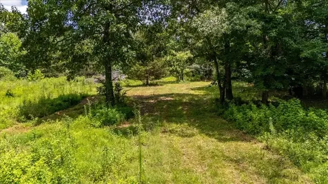 2548 Highway 43, N Leoma TN 38468