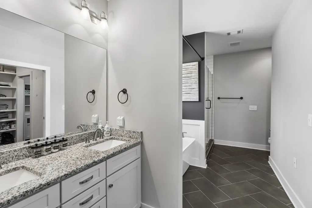 2044 Trout Trail Murfreesboro TN 37129