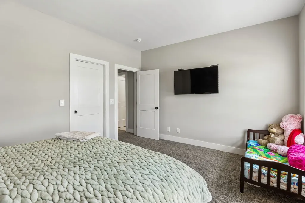 2044 Trout Trail Murfreesboro TN 37129