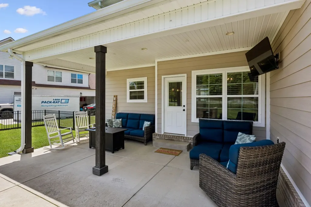 2044 Trout Trail Murfreesboro TN 37129