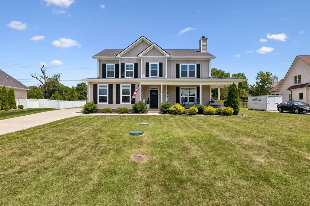 2044 Trout Trail Murfreesboro TN 37129