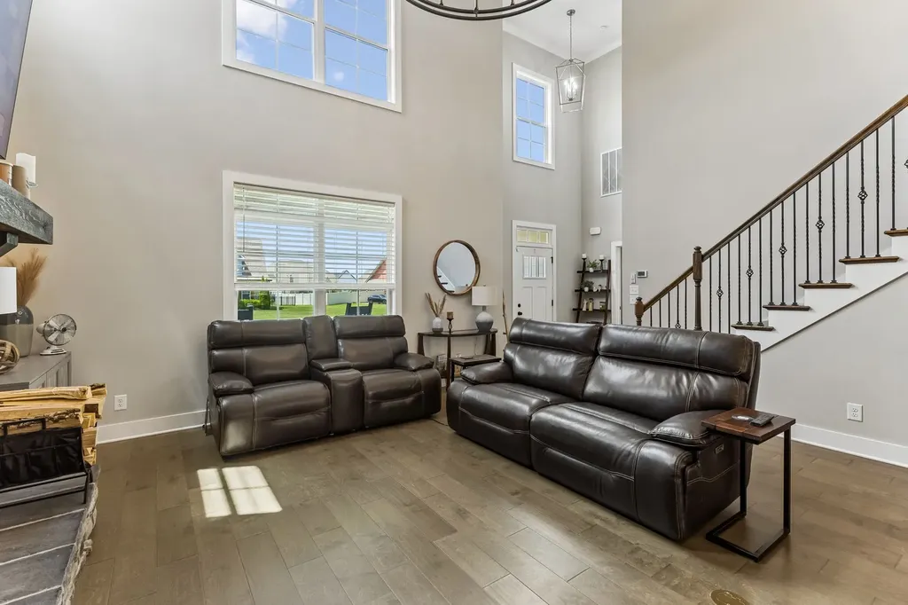 2044 Trout Trail Murfreesboro TN 37129