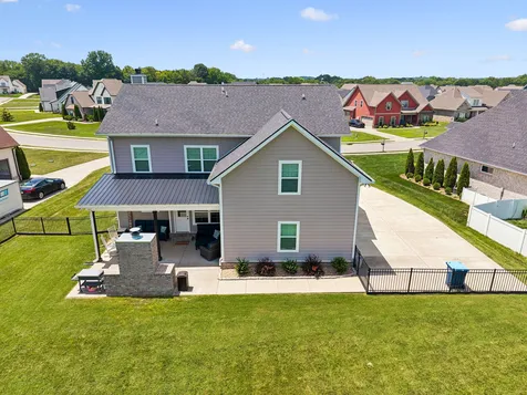 2044 Trout Trail Murfreesboro TN 37129