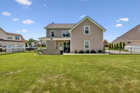 2044 Trout Trail Murfreesboro TN 37129