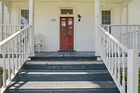 1510 Highland Avenue Columbia TN 38401
