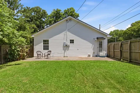 1510 Highland Avenue Columbia TN 38401