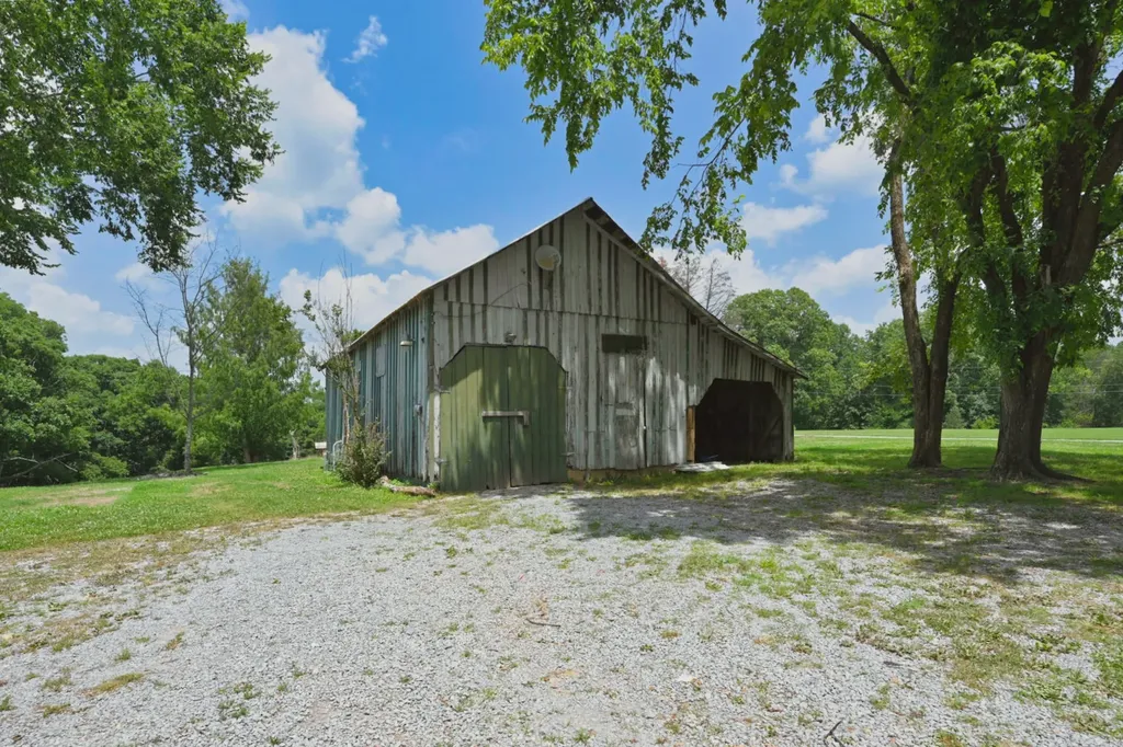 5658 Dividing Ridge Road Goodlettsville TN 37072