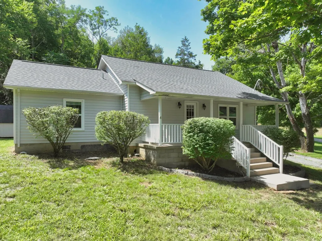 1290 Louisville Highway Goodlettsville TN 37072