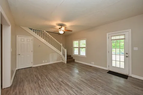 1290 Louisville Highway Goodlettsville TN 37072
