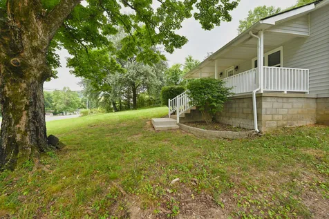 1290 Louisville Highway Goodlettsville TN 37072