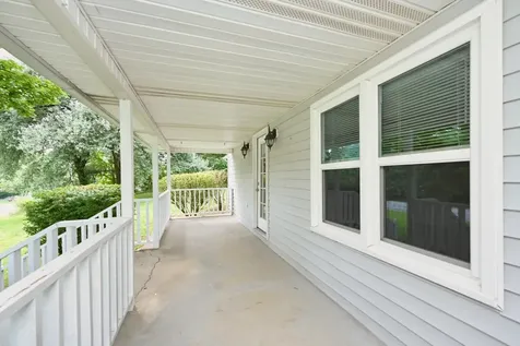 1290 Louisville Highway Goodlettsville TN 37072