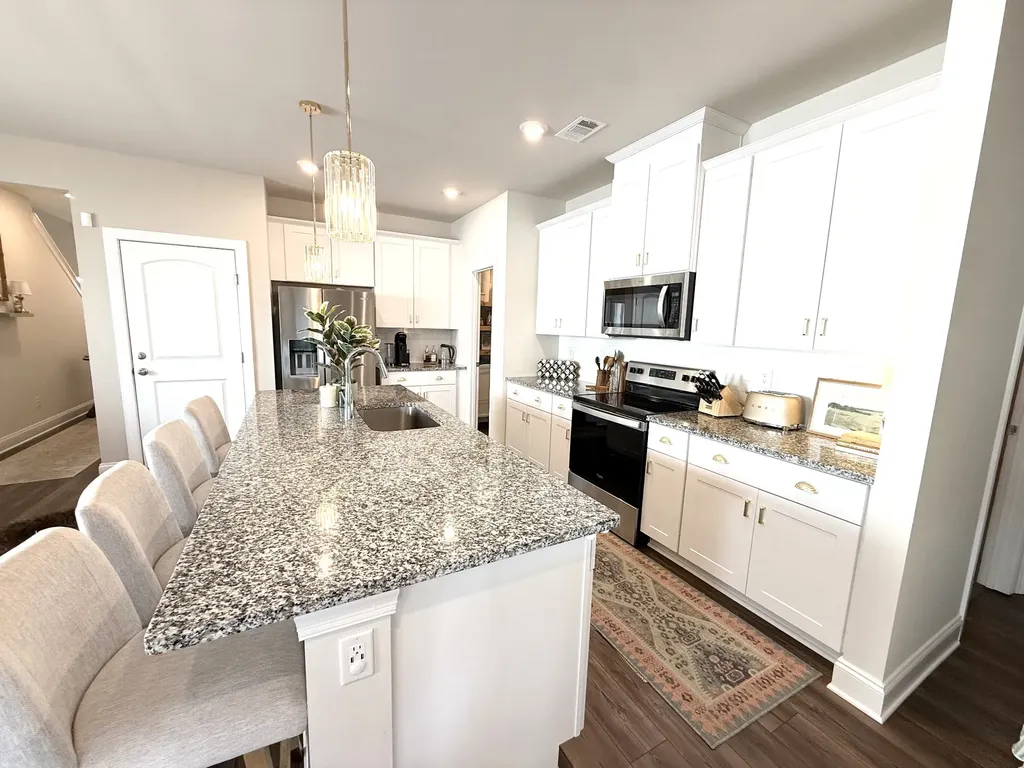 4352 Skyridge Drive Nashville TN 37207