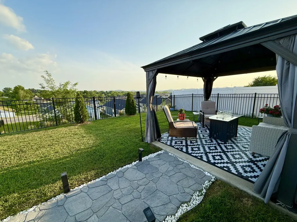 4352 Skyridge Drive Nashville TN 37207