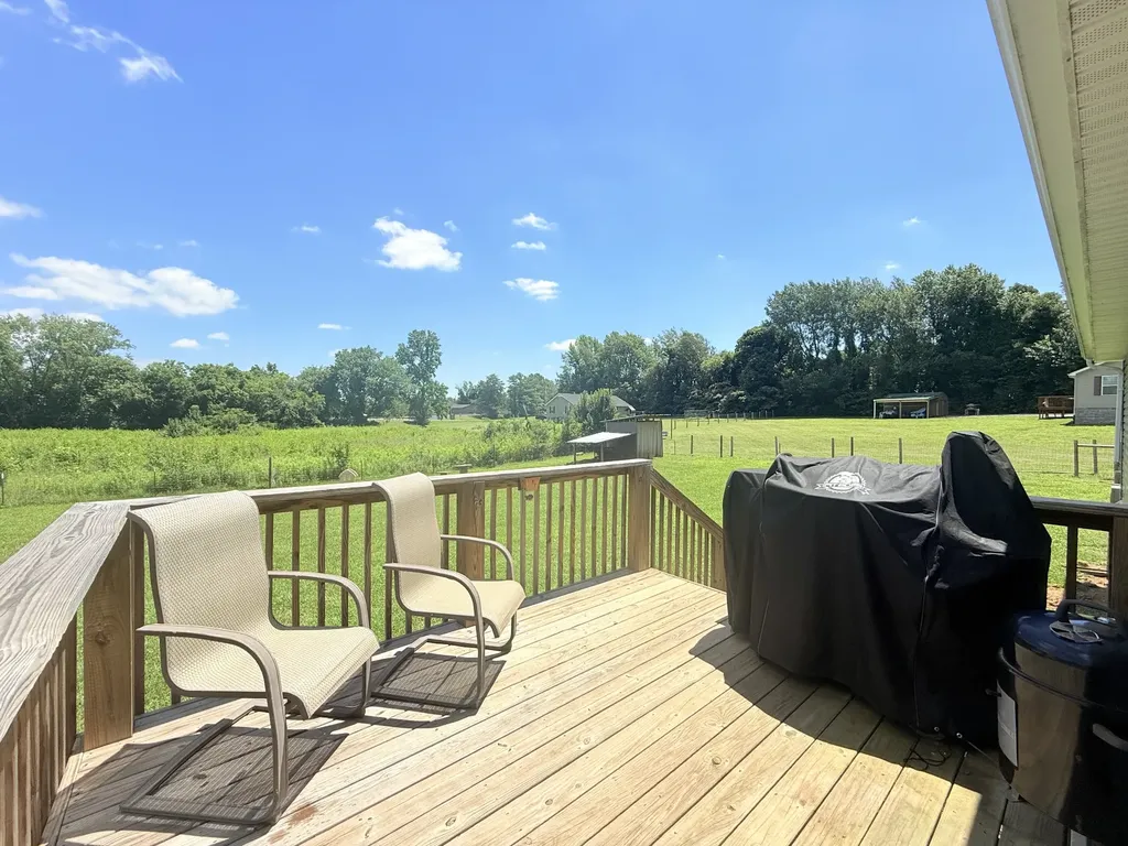 649 Old Harrison Ferry Road Mcminnville TN 37110