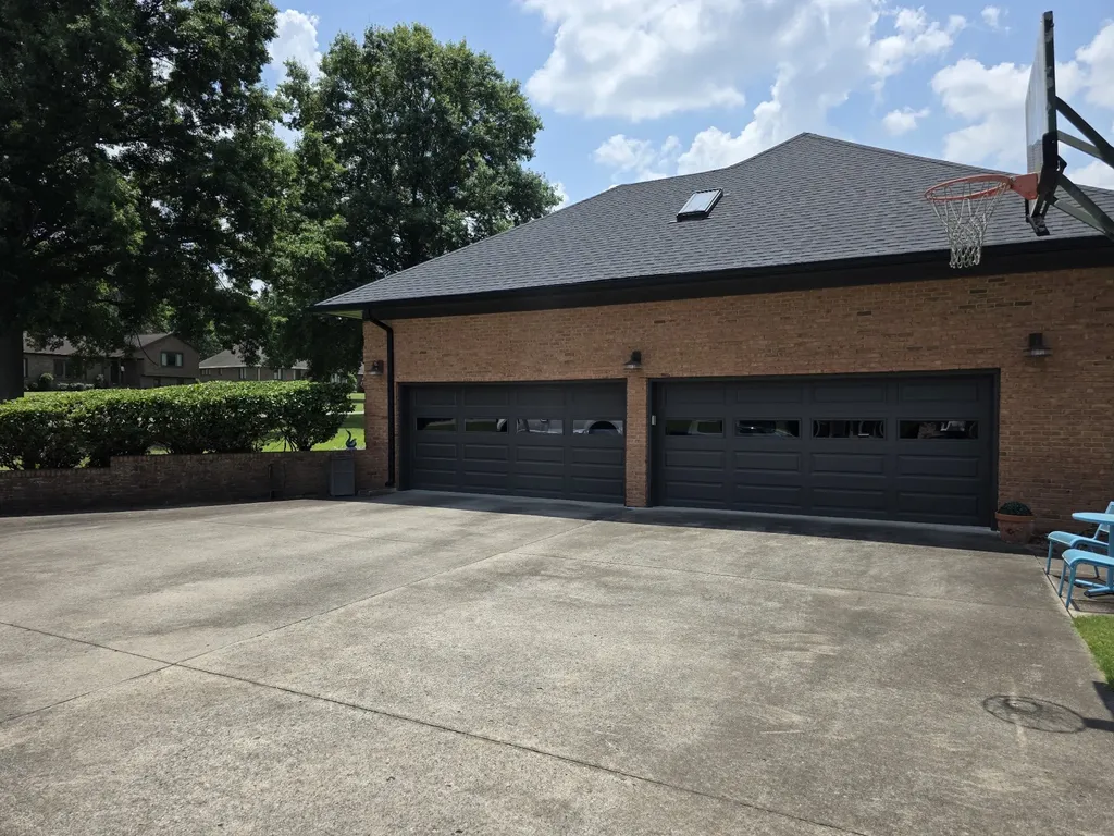 101 Shady Cove Old Hickory TN 37138