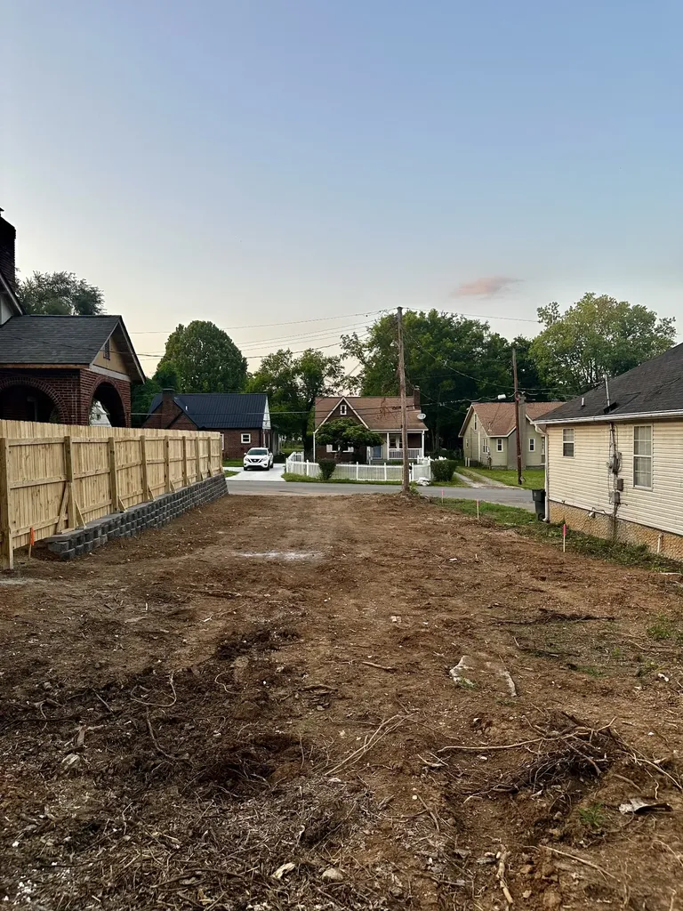 916B Mcclurkan Avenue Nashville TN 37206