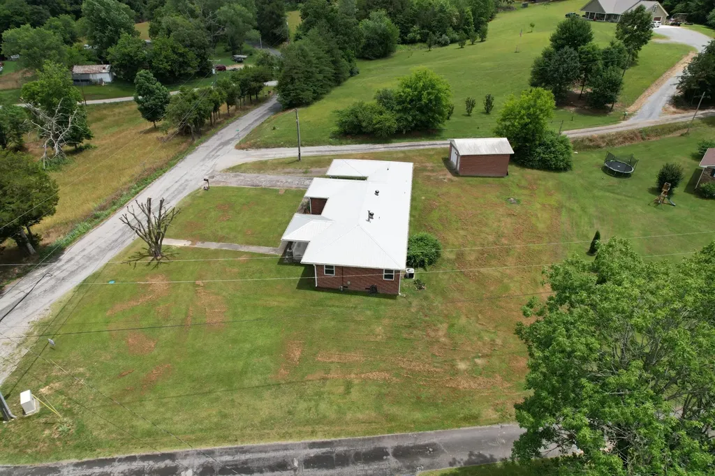 314 Garrison Road Dayton TN 37321