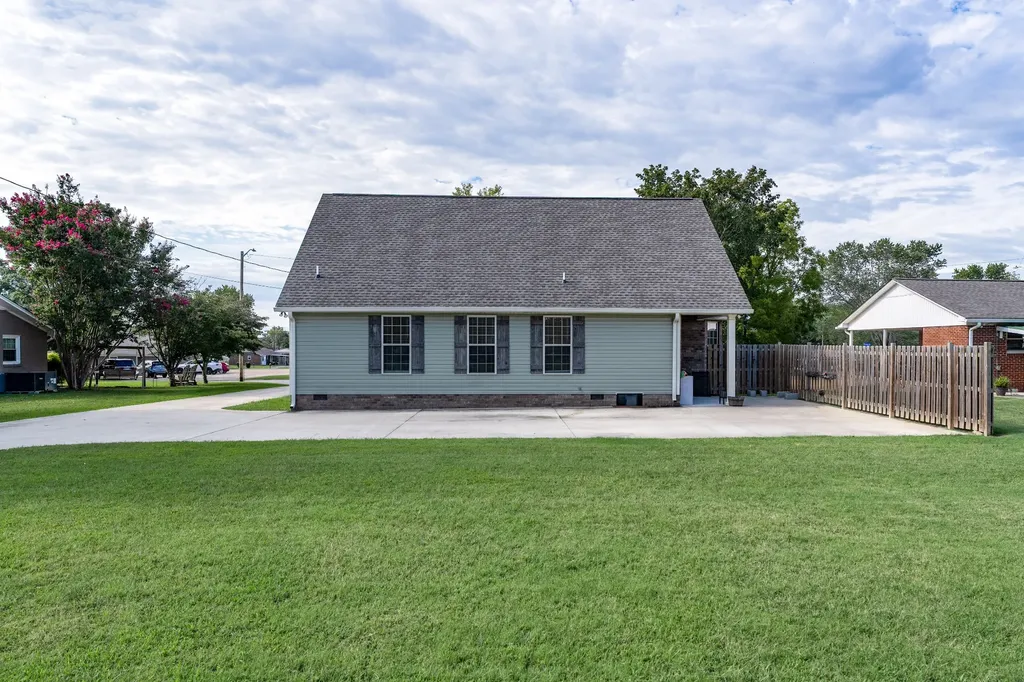 602 7th Street Lawrenceburg TN 38464